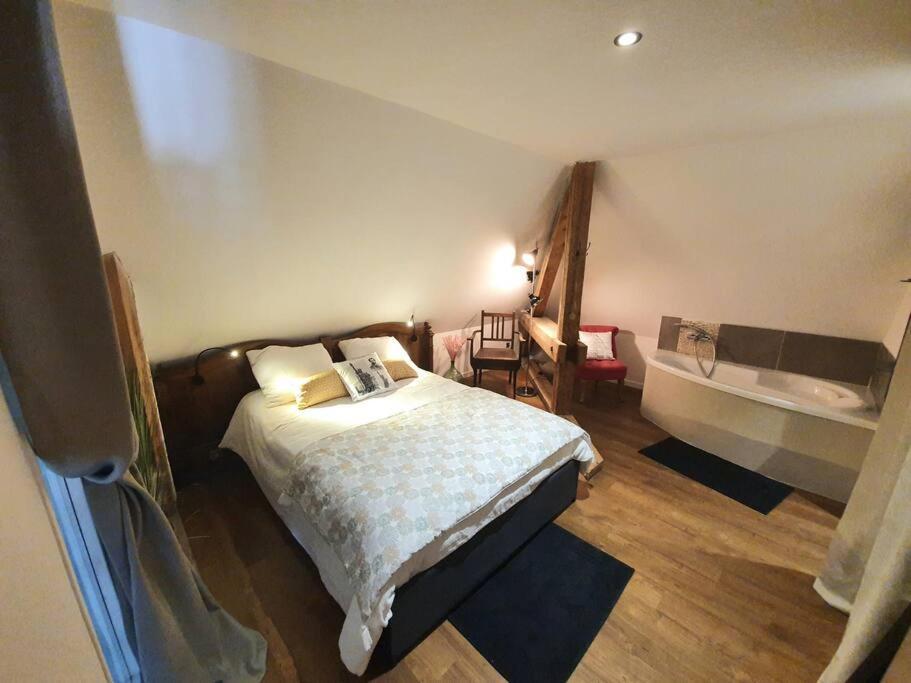 La Tour Du Bois Fleuri Leilighet Colmar Eksteriør bilde